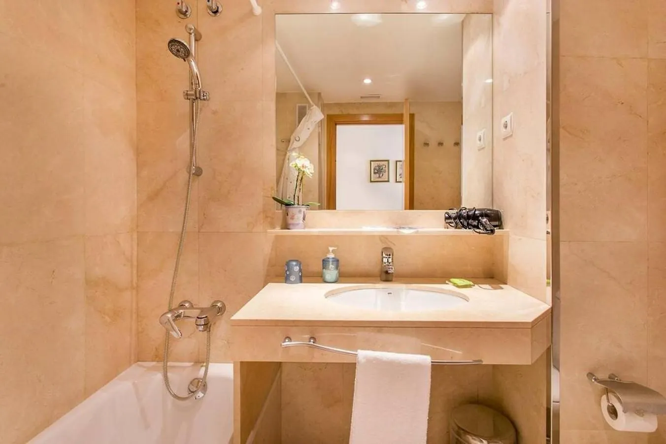 Fabulous Flat By Paseo De Gracia Lägenhet Barcelona Spanien